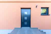 Kunststoff-Aluminium-Haustür anthrazit