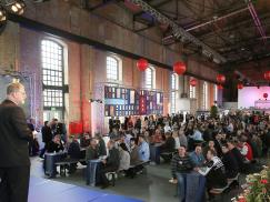 Dr. Fritz Struth auf der Bühne der PaX Zukunftsmesse 2014