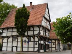 PaX-Kastenfenster aus Eiche für historisches Remensniderhaus in Herford