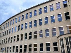 PaXcontur78 aus Kiefer für neoklassizistischen Bau in Berlin
