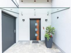 PaXentrée Aluminium Haustür mit Olive-Holzdekor