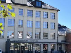 Fabrik Farbrikationsgebäude Holzfenster Sprossenfenster Museum 