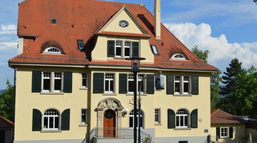PaXretro58 aus Eukalyptus in ehemaligem Forsthaus in Rottenburg installiert 