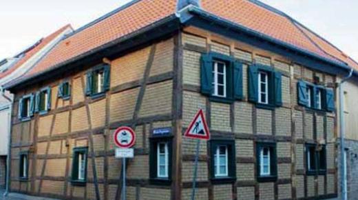 Winkelhofanlage aus dem 16. Jhd mit PaXpur58 aus Eukalyptus in Swistal