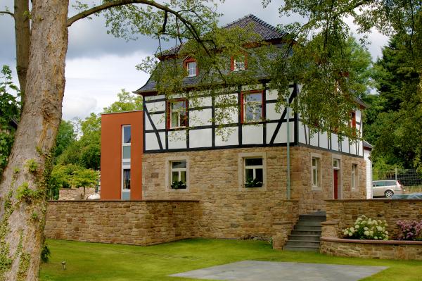 Rekonstruktion von historischen Fenstern für Mühle aus dem 13. Jahrhundert