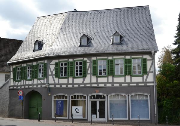 PaXretro68 Fenster aus Lärche in Oestrich-Winkel