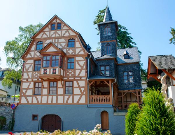 Spätbarockes Fachwerkhaus mit PaXretro58 aus Eukalyptus in Boppard