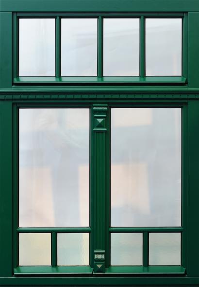 Holzfenster für Altbau und Denkmal tannengrün von PaX Classic