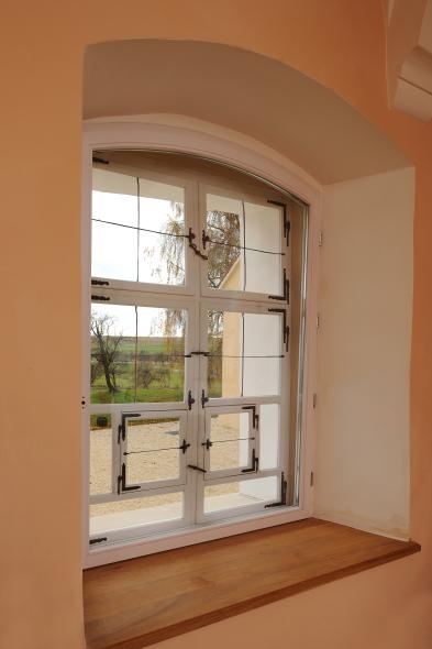 Neue PaXpur58 Fenster im Barockschloss in Altheim  Innenansicht