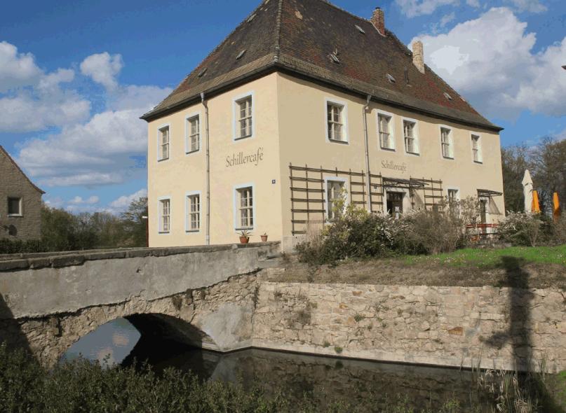 Denkmal-Fenster für Schillerhaus in Kahnsdorf