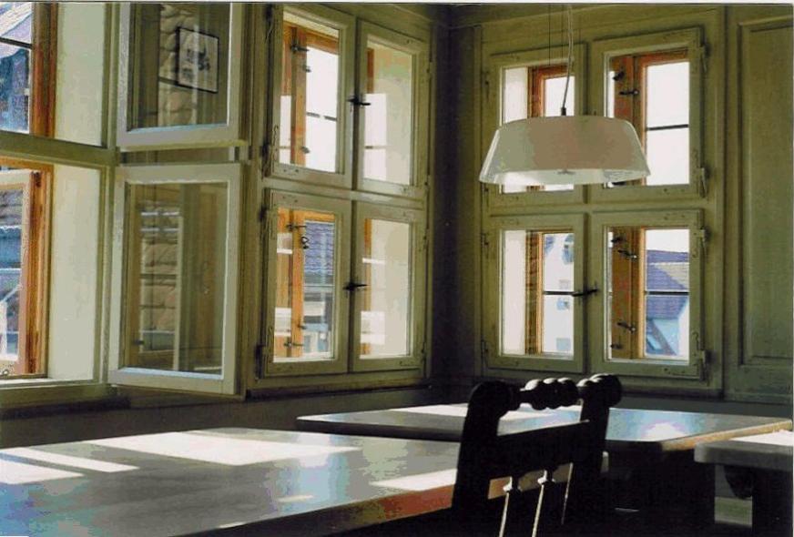 Fachwerkgebäude Bindhof in Metzingen mit Kastenfenstern von PaX aus Kiefer Innenansicht