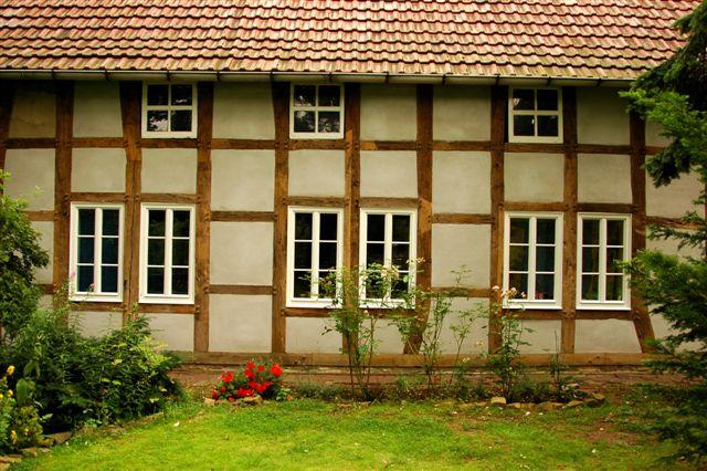 Fachwerkhaus mit PaXretro58 Fenstern aus Kiefer in Vlotho