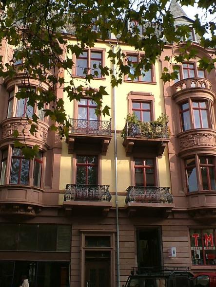 Austausch alter Fenster gegen PaXcontur68 in Frankfurt am Main