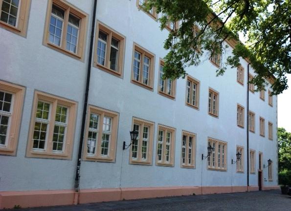 PaX-Verbundfenster aus Eiche mit Einbruchhemmung für Schloss Ettlingen