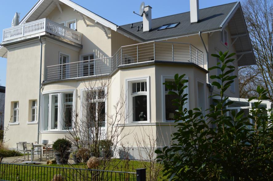 Einbau von PaXcontur68 aus Eukalyptus Globulus in Leverkusen