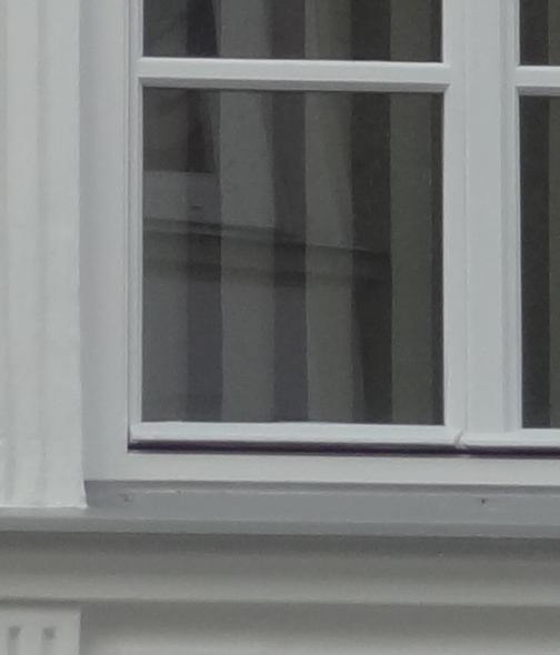 Barockes Stadthaus mit PaXretro58-Fenstern aus Eukalyptus in Schärding Detailaufnahme