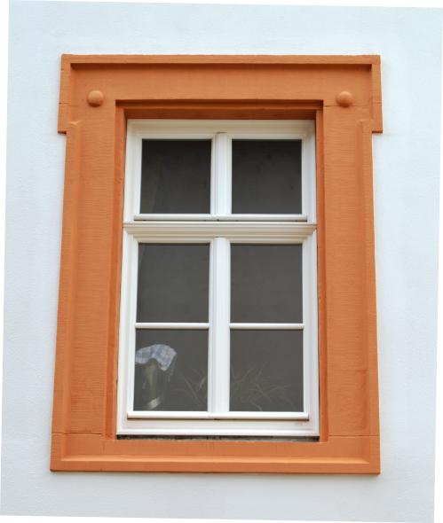 PaXpur58 Eukalyptus-Fenster für Rathaus in Bergrheinfeld Nahaufnahme