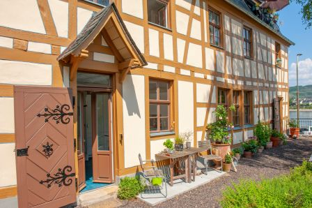 Spätbarockes Fachwerkhaus mit PaXretro58 aus Eukalyptus in Boppard