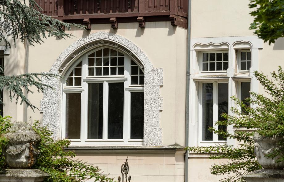 Walmdachvilla von 1902/03 mit PaXretro68 aus Eukalyptus in Wittlich Erdgeshoss