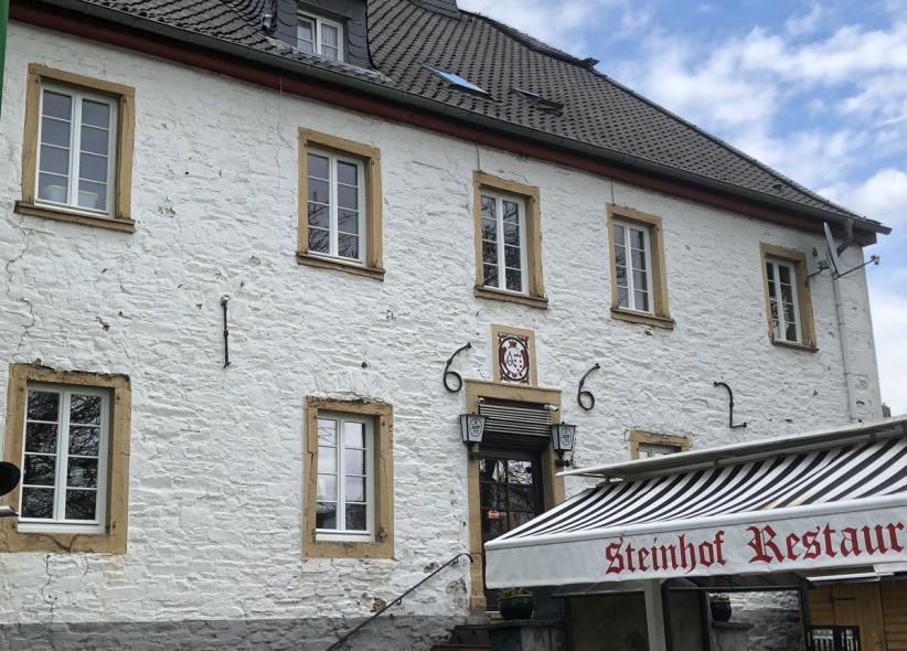 PaXcontur68 aus Lärche für Barockes Steinhaus in Overath