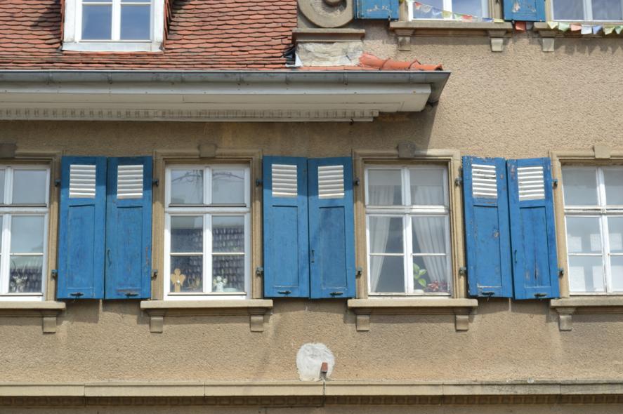 PaXretro58 aus Kiefer für Eckgebäude in Denkmalzone Waldalgesheim Nahaufnahme