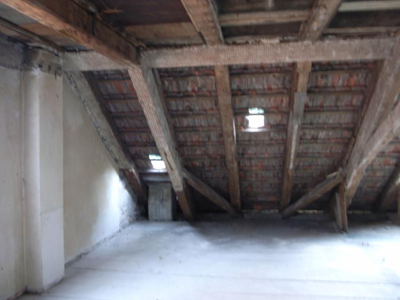 PaXretro68 aus Kiefer für ehemaliges Stadtbauernhaus in Schongau Dachboden