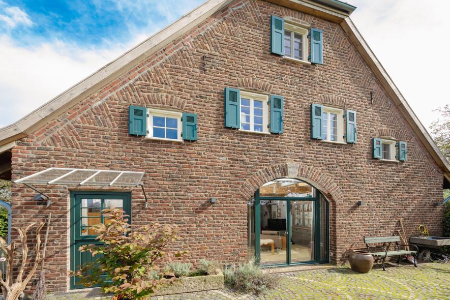 PaXretro78 für ehemaliges Hofgebäude in Viersen