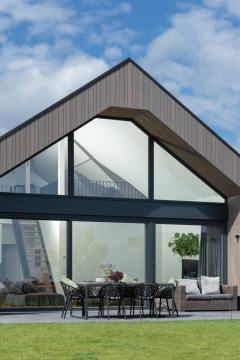 Giebelfenster mit Hebe-Schiebe-Tür